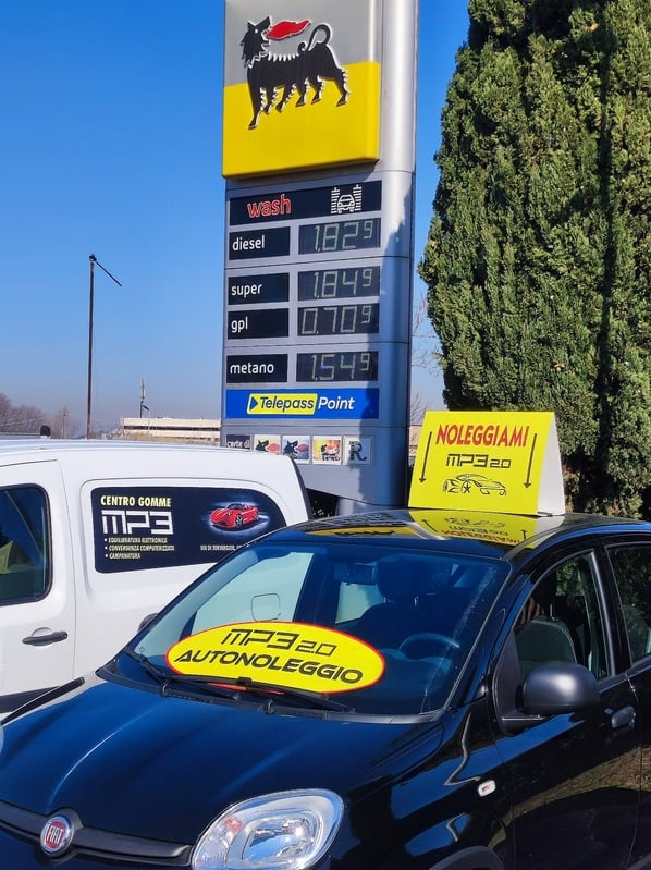 Autolavaggio rosso